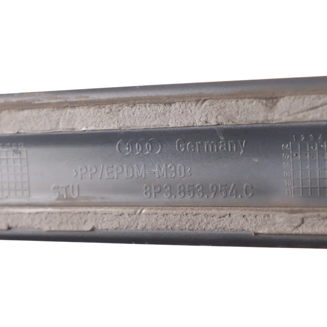 3Dr Window Trim Right O/S Brilliant Black Metallic Y9B to Audi A3 8P with Part number 8P3853954C Audi A3 8P 3Dr Window Trim Right O/S Brilliant Black Metallic Y9B - SKU 8P3853954C-BBL - Part number 8P3853954C