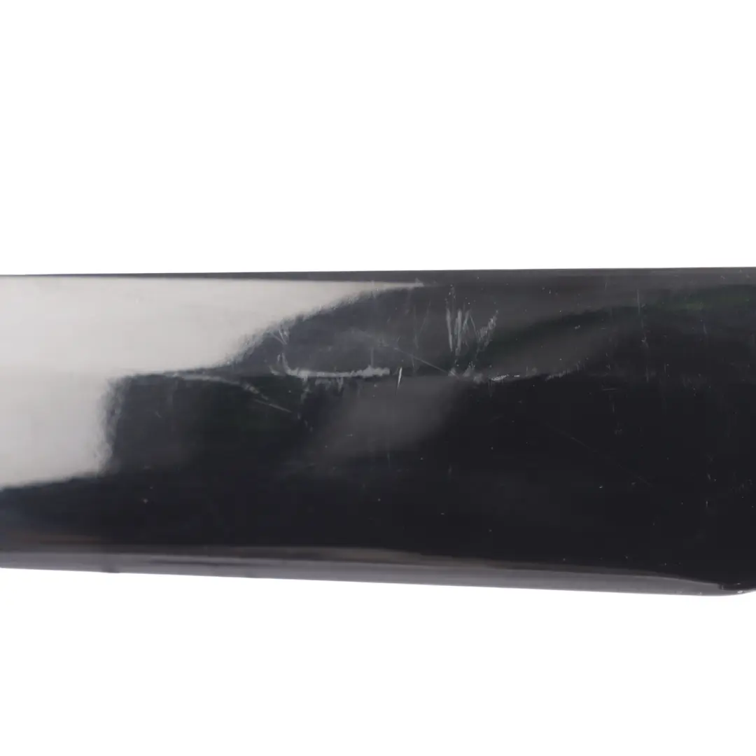 Listwa Tylnego Błotnika Lewa Brylantowa Czerń Y9B do Audi A3 8P 3D o numerze 8P3853983C Audi A3 8P 3D Listwa Tylnego Błotnika Lewa Brylantowa Czerń Y9B - SKU 8P3853983C-BBL - Numer Części 8P3853983C