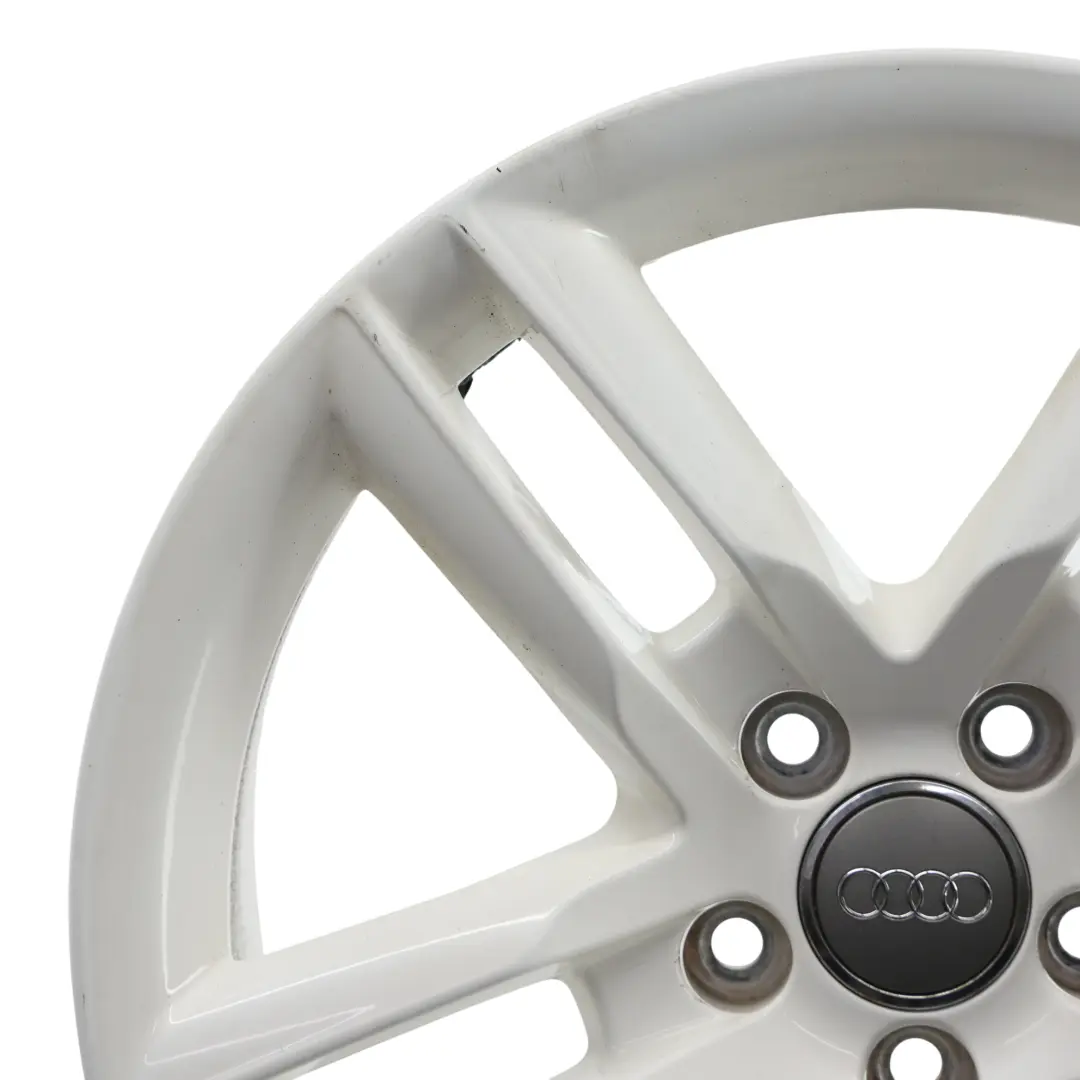 Jante en alliage léger argenté 18" 8,5J ET:29 pour Audi A5 8T à propos du numéro de pièce 8T0601025CC Audi A5 8T Jante en alliage léger argenté 18" 8,5J ET:29 - SKU 8T0601025CC-1 - Numéro de pièce 8T0601025CC