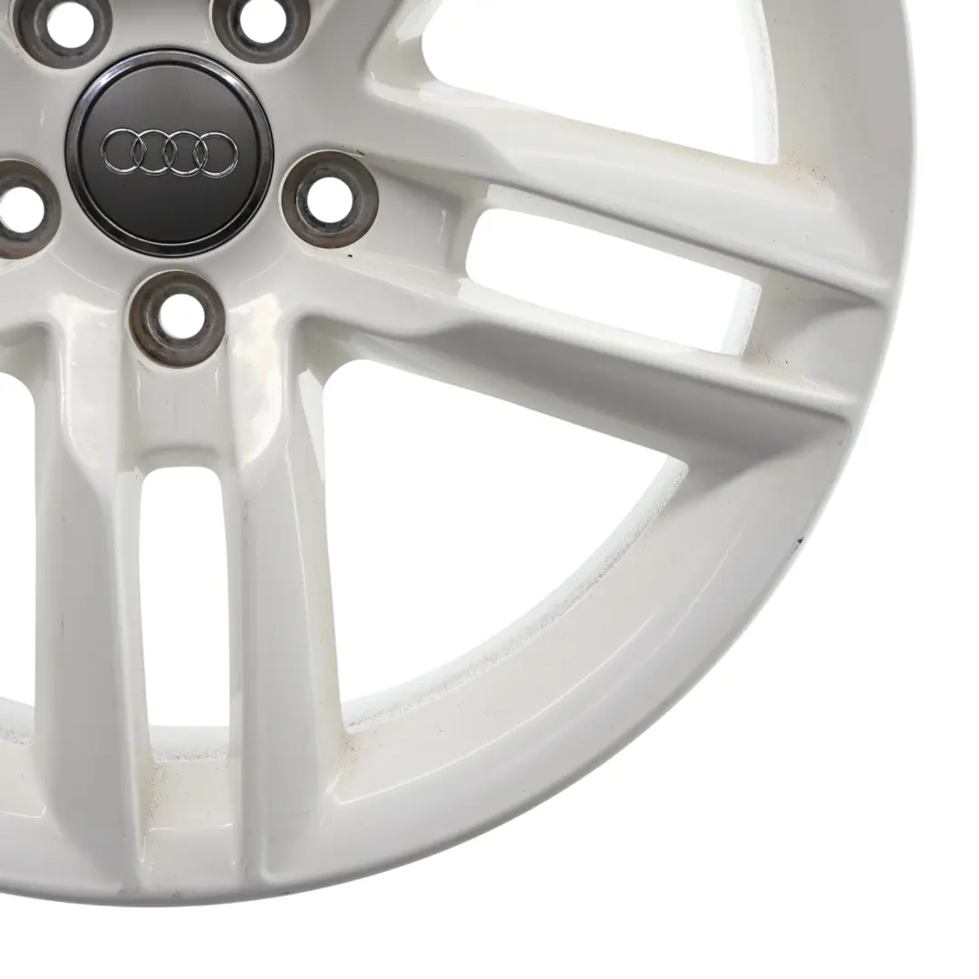 Jante en alliage léger argenté 18" 8,5J ET:29 pour Audi A5 8T à propos du numéro de pièce 8T0601025CC Audi A5 8T Jante en alliage léger argenté 18" 8,5J ET:29 - SKU 8T0601025CC-1 - Numéro de pièce 8T0601025CC