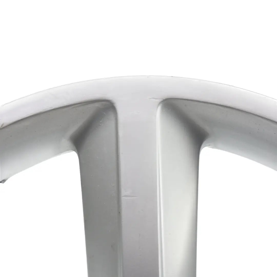 Silberne Leichtmetallfelge 18" 8.5J ET:29 Sternspeiche für Audi A5 8T mit Teilenummer 8T0601025CG Audi A5 8T Silberne Leichtmetallfelge 18" 8.5J ET:29 Sternspeiche - SKU 8T0601025CG-1 - Teilenummer 8T0601025CG