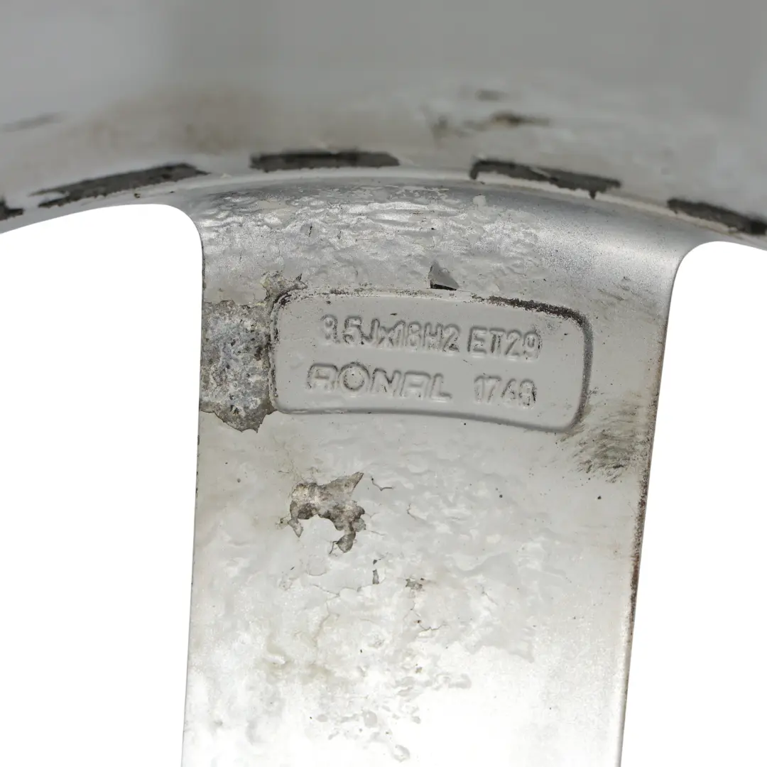 Jante En Alliage Argentée 18" 8,5J ET:29 Rayons Étoile pour Audi A5 8T à propos du numéro de pièce 8T0601025CG Audi A5 8T Jante En Alliage Argentée 18" 8,5J ET:29 Rayons Étoile - SKU 8T0601025CG - Numéro de pièce 8T0601025CG