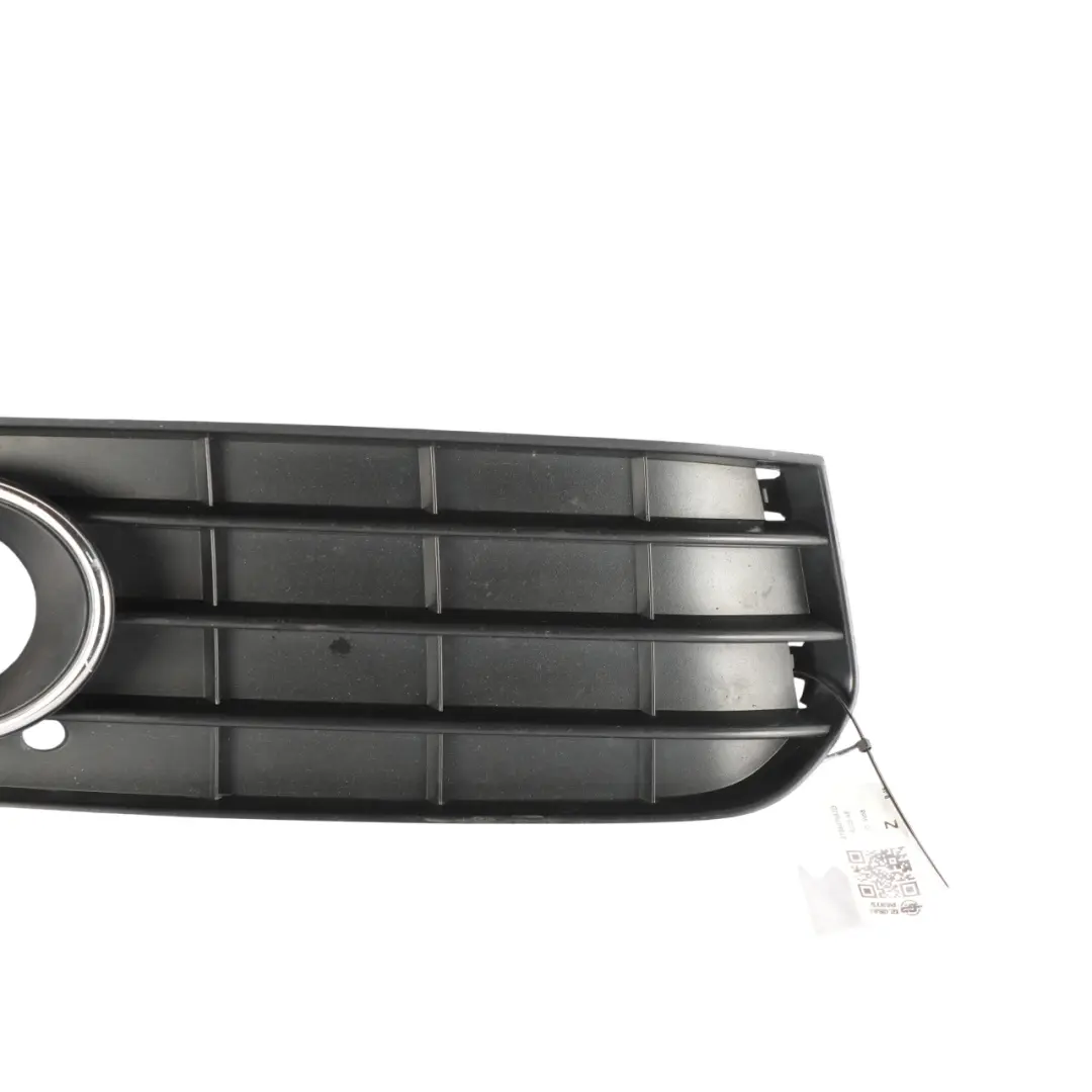 Fog Light Cover Front Bumper Grid Grille Trim Right O/S to Audi A5 8T with Part number 8T0807682D Audi A5 8T Fog Light Cover Front Bumper Grid Grille Trim Right O/S - SKU 8T0807682D - Part number 8T0807682D