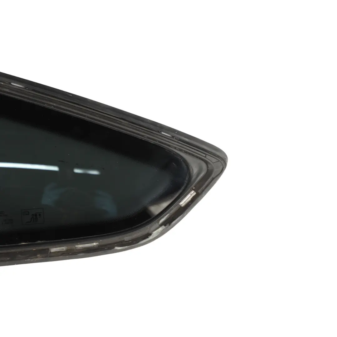 Sportback Szyba Boczna Stała Lewy Tył Przyciemniana do Audi A5 8T o numerze 8T8845299K Audi A5 8T Sportback Szyba Boczna Stała Lewy Tył Przyciemniana - SKU 8T8845299K - Numer Części 8T8845299K