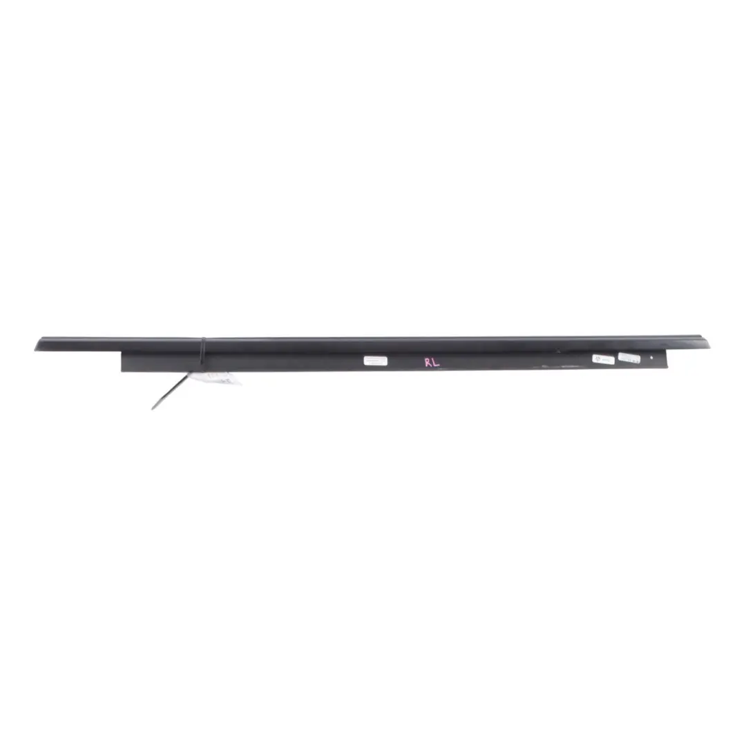 Moldura Exterior Burletes Ventana Puerta Trasera Izquierda para Audi A5 8T con número de pieza 8T8853763K Audi A5 8T Moldura Exterior Burletes Ventana Puerta Trasera Izquierda - SKU 8T8853763K - Número de pieza 8T8853763K