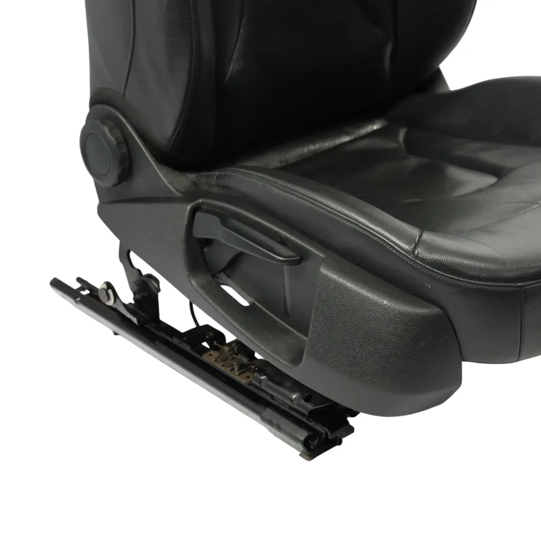 Sedile Anteriore Riscaldato In Pelle Soul Nero Destro per Audi A5 8T con numero di parte 8T8881806Q Audi A5 8T Sedile Anteriore Riscaldato In Pelle Soul Nero Destro - SKU 8T8881806Q-1 - Numero di parte 8T8881806Q