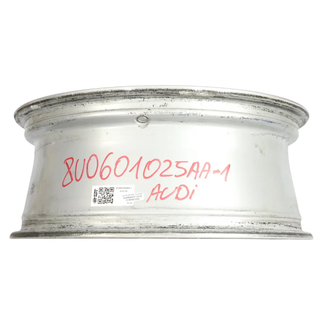 Audi Q3 8U Srebrna Felga Aluminiowa 18" 7J ET:43 - SKU 8U0601025AA-1 - Numer Części 8U0601025AA