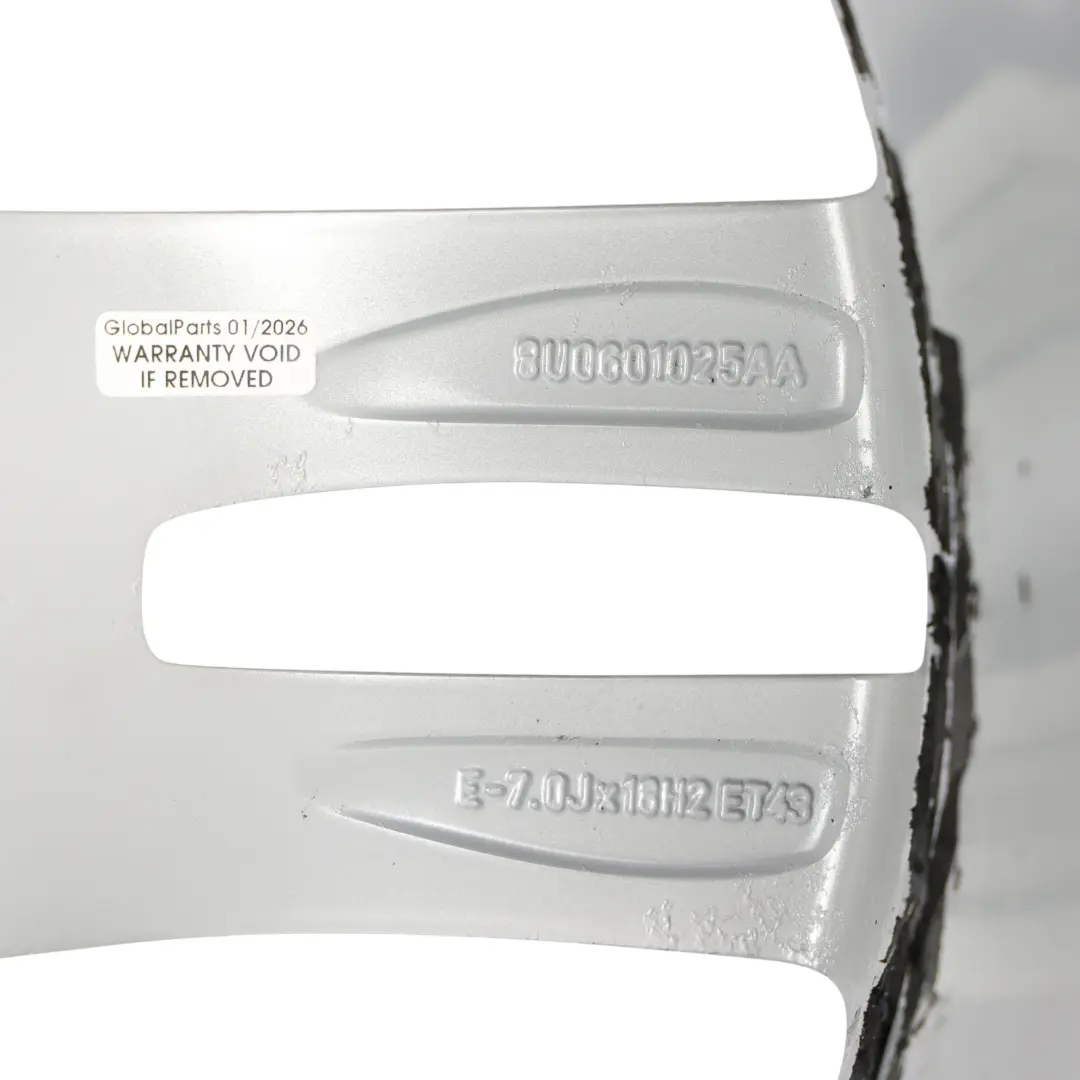  Llanta de aleación plateada Audi Q3 8U 18" 7J ET:43 Doble Star Spoke - SKU 8U0601025AA-2 - Número de pieza 8U0601025AA