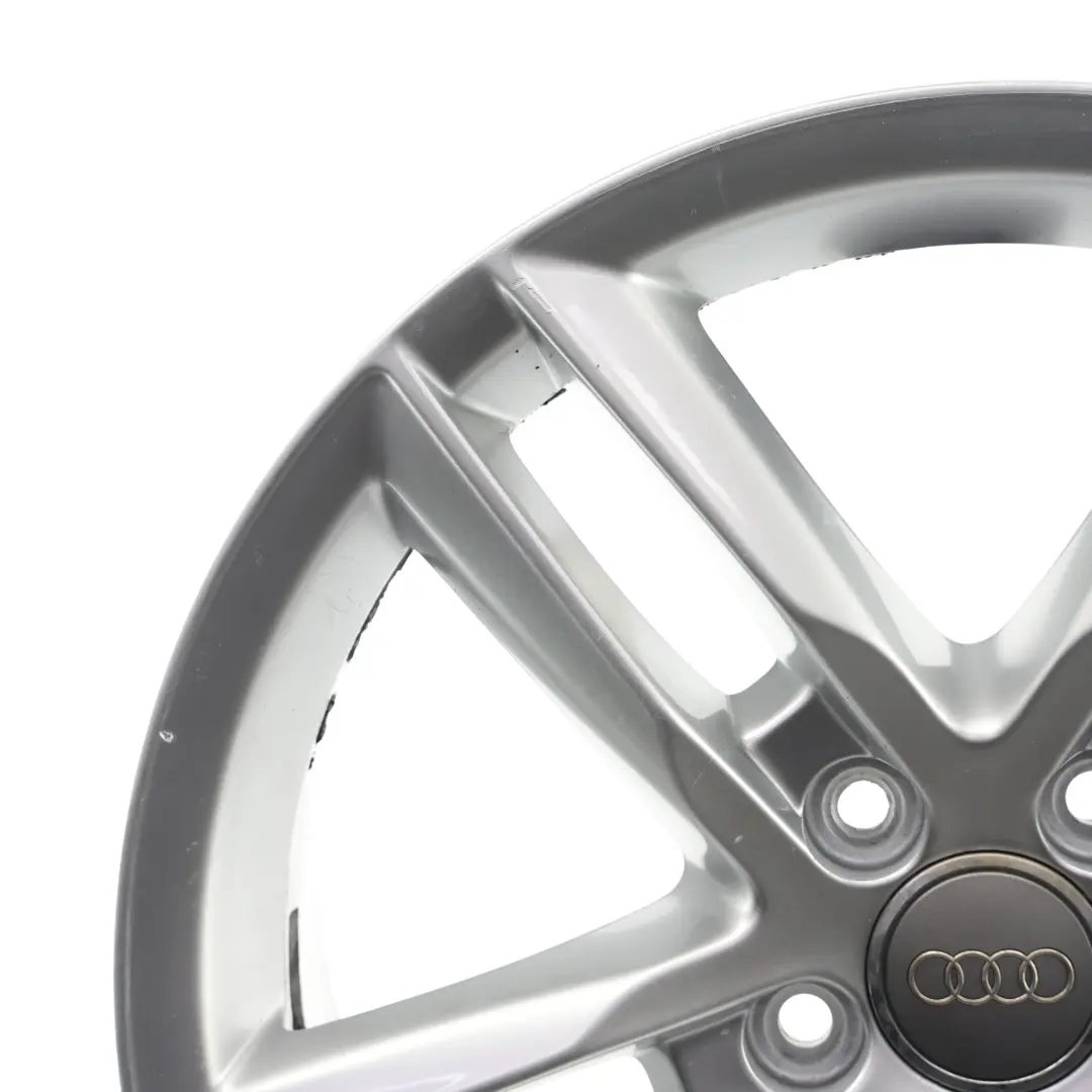 Llanta de aleación plateada Audi Q3 8U 18" 7J ET:43 Doble Star Spoke para con número de pieza 8U0601025AA Llanta de aleación plateada Audi Q3 8U 18" 7J ET:43 Doble Star Spoke - SKU 8U0601025AA-2 - Número de pieza 8U0601025AA