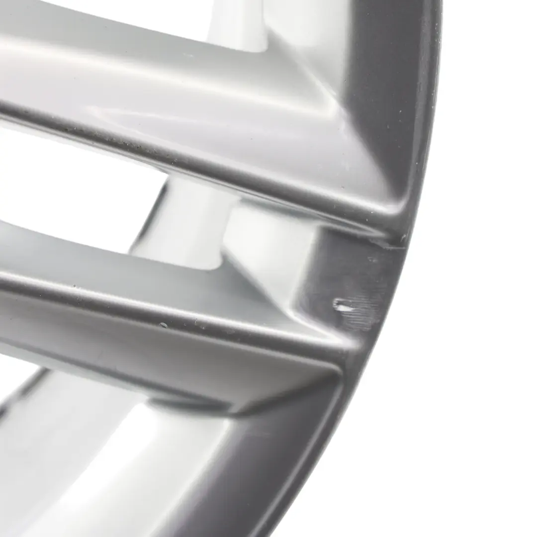  Llanta de aleación plateada Audi Q3 8U 18" 7J ET:43 Doble Star Spoke - SKU 8U0601025AA-2 - Número de pieza 8U0601025AA