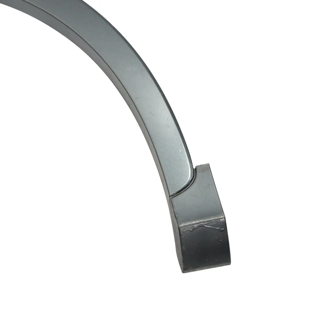 Garniture D'Aile Avant Gauche Gris Daytona - Z7S pour Audi Q3 8U à propos du numéro de pièce 8U0853717B Audi Q3 8U Garniture D'Aile Avant Gauche Gris Daytona - Z7S - SKU 8U0853717B - Numéro de pièce 8U0853717B