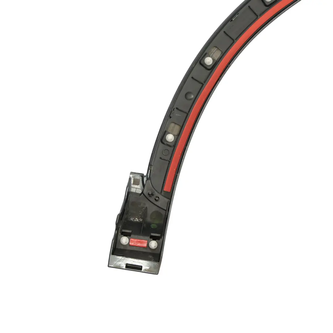 Embellecedor Rueda Delantera Izquierda Gris Daytona - Z7S para Audi Q3 8U con número de pieza 8U0853717B Audi Q3 8U Embellecedor Rueda Delantera Izquierda Gris Daytona - Z7S - SKU 8U0853717B - Número de pieza 8U0853717B