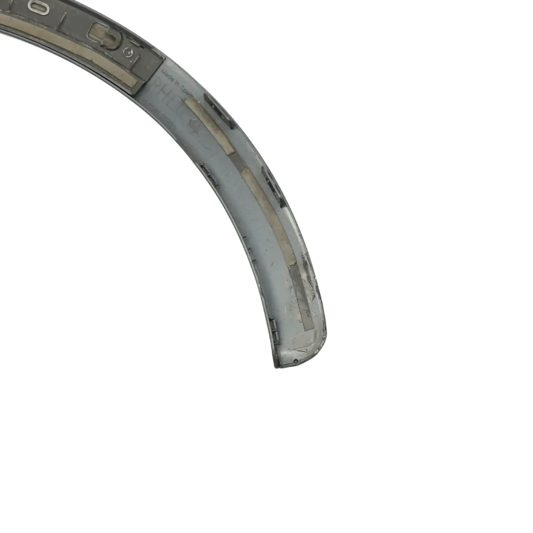 Audi Q3 8U Tapacubos Derecho Trasero Gris Daytona Efecto Perla - Z7S - SKU 8U0853818A-DGR - Número de pieza 8U0853818A