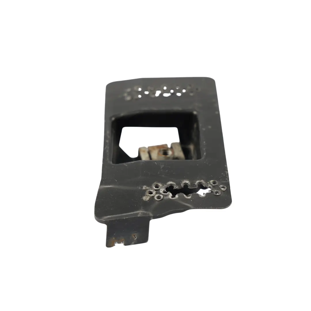 Support Fixation Capteur Impact Collision Pneumatique pour Audi A3 8V à propos du numéro de pièce 8V3919330 Audi A3 8V Support Fixation Capteur Impact Collision Pneumatique - SKU 8V3919330 - Numéro de pièce 8V3919330