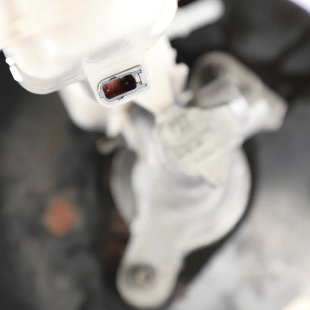 Brake Booster Servo Unit Master Cylinder to Ford Fiesta Mk7 with Part number 8V51-2B195-MG Ford Fiesta Mk7 Brake Booster Servo Unit Master Cylinder - SKU RHD-8V51-2B195-MG - Part number 8V51-2B195-MG