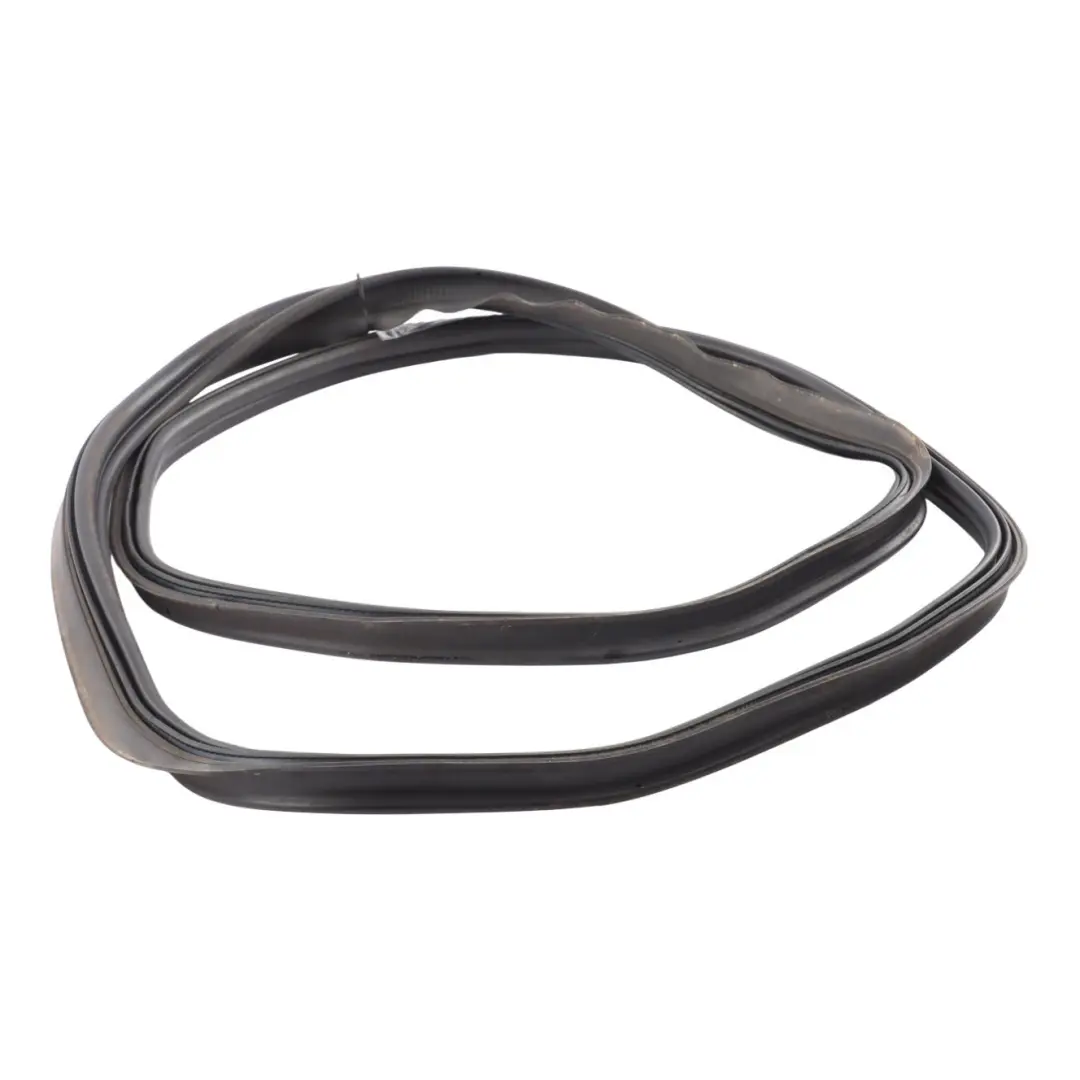 Trunk Boot Lid tailgate Gasket Seal Rubber to Audi S3 A3 8V with Part number 8V5827705 Audi S3 A3 8V Trunk Boot Lid tailgate Gasket Seal Rubber - SKU 8V5827705 - Part number 8V5827705