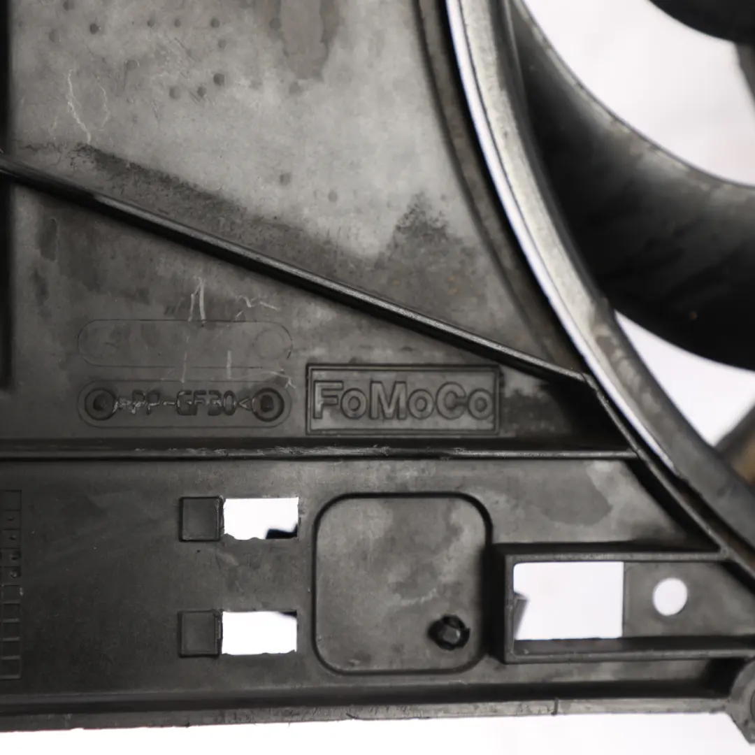 Ford Focus Mk3 Engine Radiator Cooling Fan Shroud - SKU 8V61-8C607-ED - Part number 8V61-8C607-ED