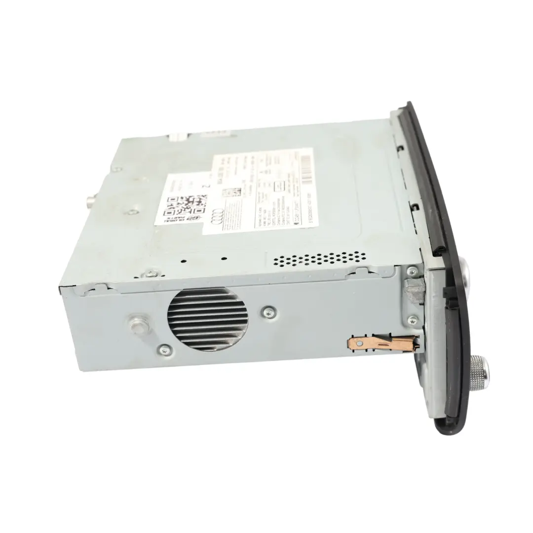 Audi A1 8X Nawigacja Radio MMI Multimedia Odtwarzacz CD - SKU 8XA035193 - Numer Części 8XA035193