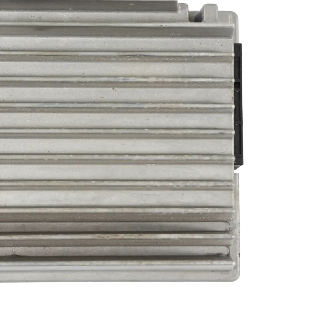 Amplificador AMP Audio Sound Booster Hifi para BMW F20 F21 con número de pieza 9383963 BMW F20 F21 Amplificador AMP Audio Sound Booster Hifi - SKU 9383963 - Número de pieza 9383963