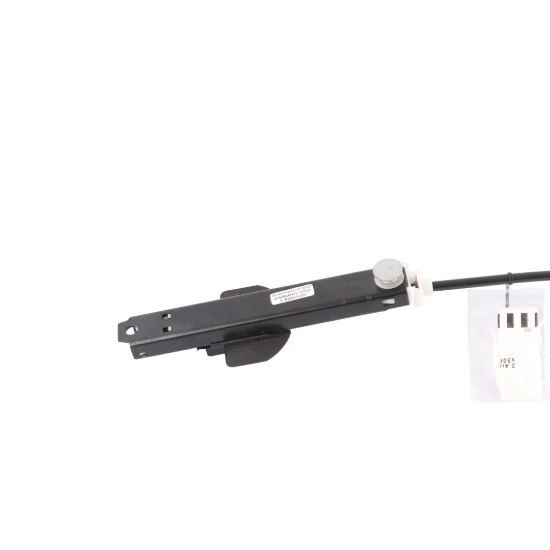 Porsche Cayenne 9PA Seatbelt Height Adjustment Motor Adjuster 12V 7L0857819H - SKU 95580300801 - Part number 95580300801