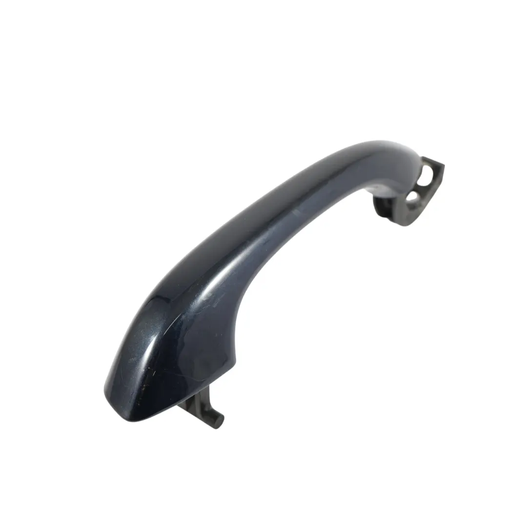 Poignée De Porte Avant Gauche Midnight Blue - M5F pour Porsche Macan 95B à propos du numéro de pièce 95B837205 Porsche Macan 95B Poignée De Porte Avant Gauche Midnight Blue - M5F - SKU 95B837205-MIBL - Numéro de pièce 95B837205