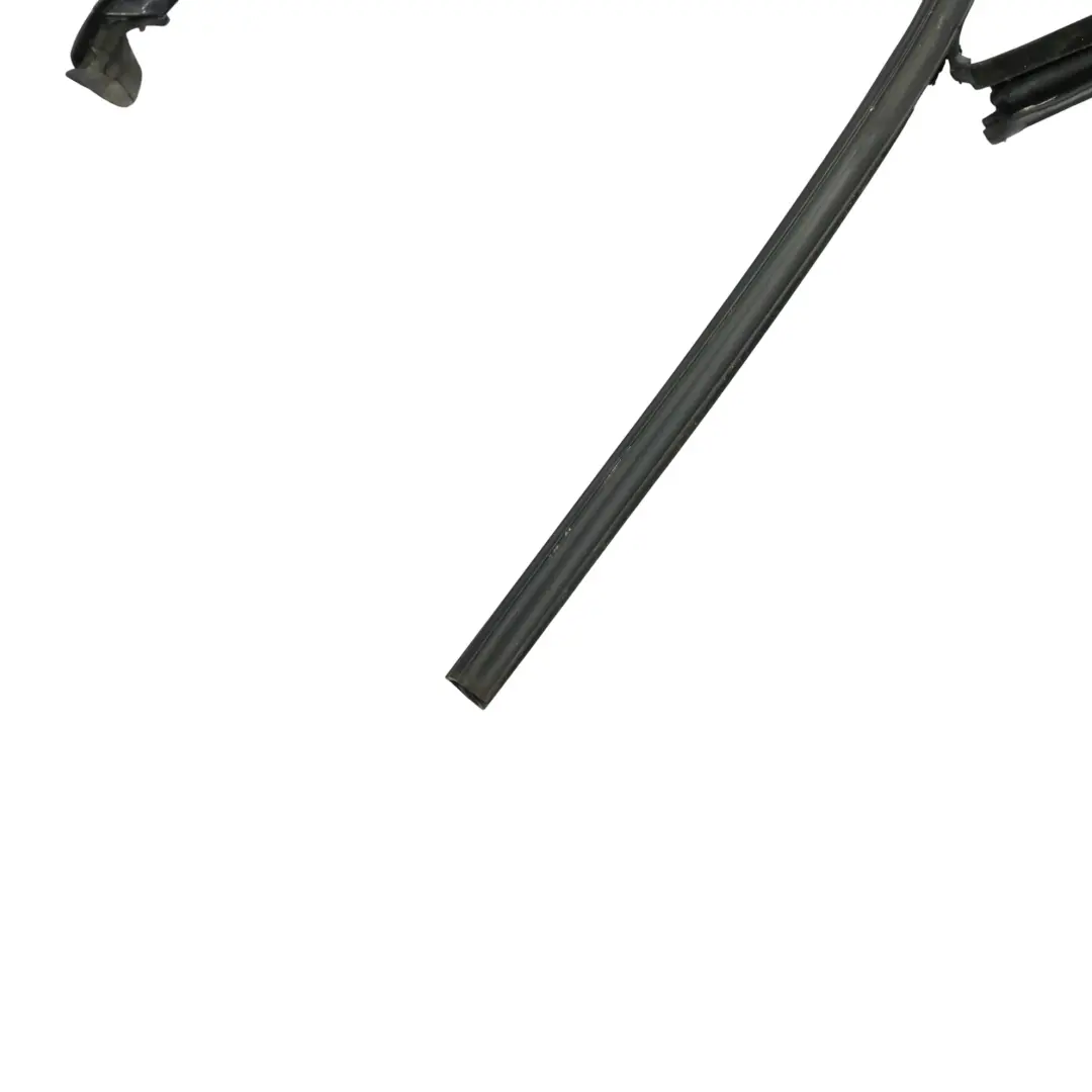 Joint D'Étanchéité Supérieur De Porte Avant Gauche pour Porsche Macan 95B à propos du numéro de pièce 95B837431 Porsche Macan 95B Joint D'Étanchéité Supérieur De Porte Avant Gauche - SKU 95B837431 - Numéro de pièce 95B837431