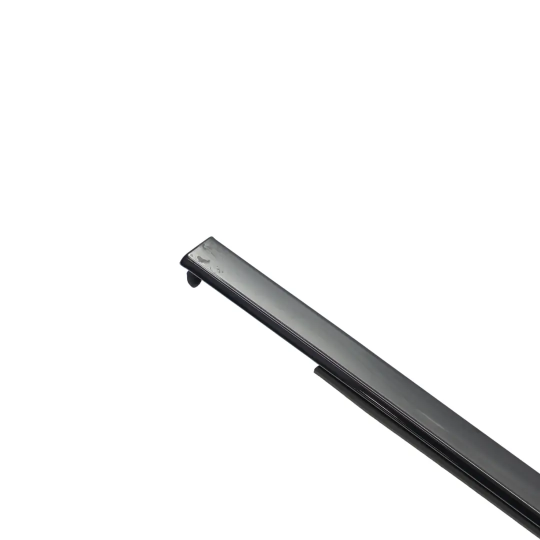 Porsche Macan 95B Tür Fenster Verkleidung Dichtung Gummi Vorne Links - SKU 95B837475A - Teilenummer 95B837475A