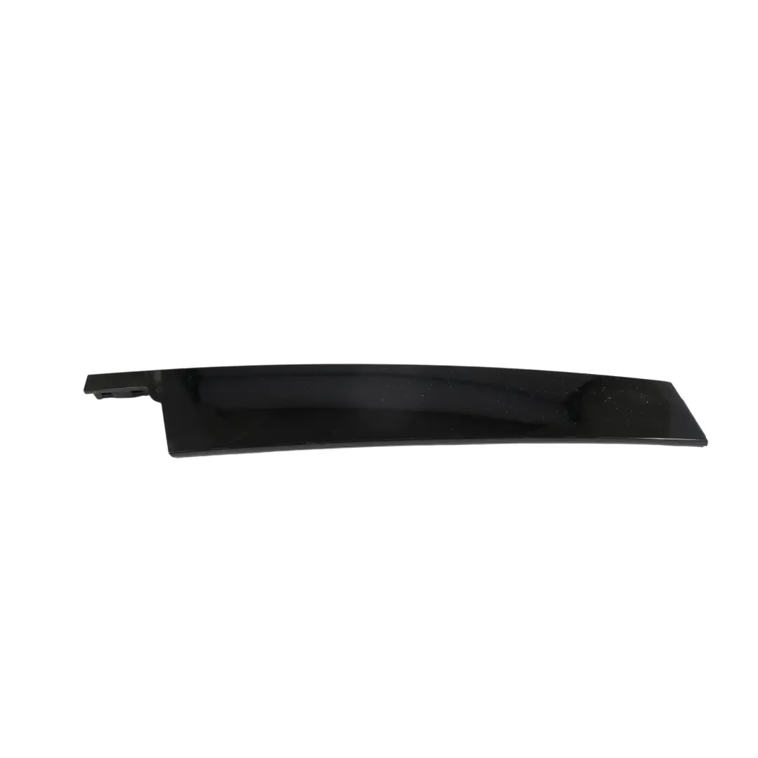 Rivestimento Montante B Porta Anteriore Sinistra per Porsche Cayenne 95B con numero di parte 95B853317C Porsche Cayenne 95B Rivestimento Montante B Porta Anteriore Sinistra - SKU 95B853317C - Numero di parte 95B853317C