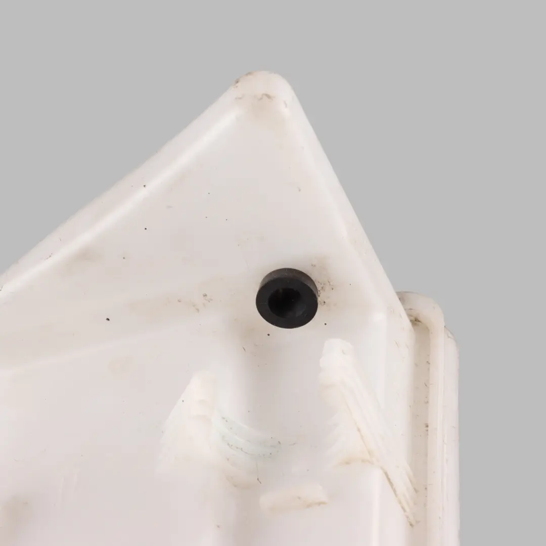 Windscreen Washer Bottle Fluid Tank Reservoir 9854760 to Mini F55 F56 F57 with Part number 9854947 Mini F55 F56 F57 Windscreen Washer Bottle Fluid Tank Reservoir 9854760 - SKU 9854947 - Part number 9854947