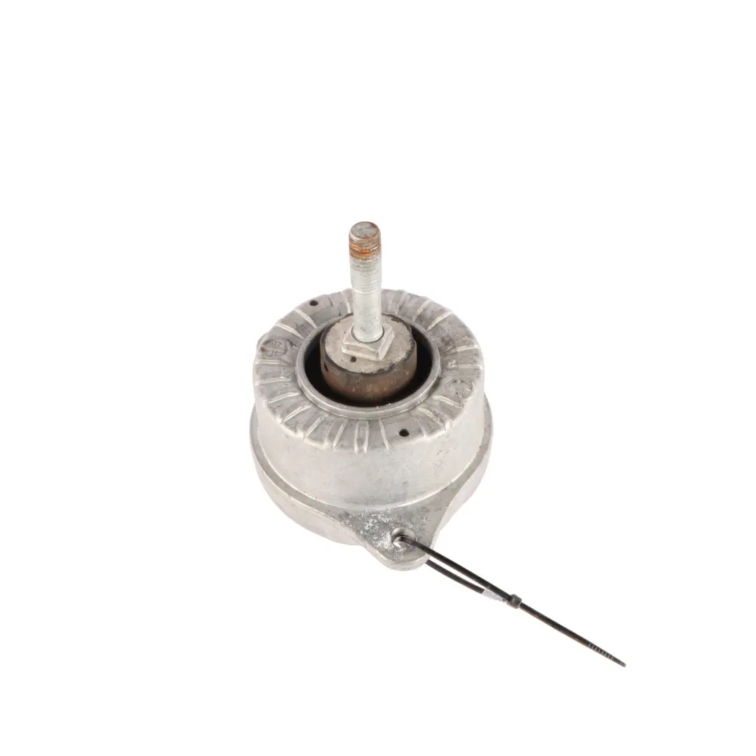 Wspornik Mocowanie Skrzyni Biegów do Porsche Boxster 986 o numerze 98637504902 Porsche Boxster 986 Wspornik Mocowanie Skrzyni Biegów - SKU 98637504902 - Numer Części 98637504902