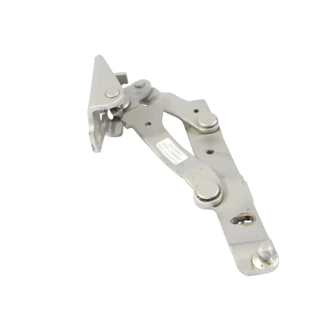 Cerniera Posteriore Bagagliaio Sinistra Argento Artico - 92T per Porsche Boxster 986 con numero di parte 98651215101 Porsche Boxster 986 Cerniera Posteriore Bagagliaio Sinistra Argento Artico - 92T - SKU 98651215101-ARS - Numero di parte 98651215101