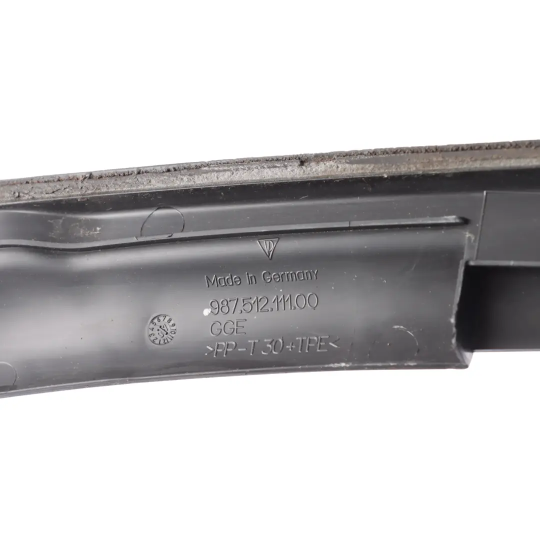 987C Trasera Maletero Embellecedor Bisagra Superior para Porsche Cayman con número de pieza 98751211100 Porsche Cayman 987C Trasera Maletero Embellecedor Bisagra Superior - SKU 98751211100 - Número de pieza 98751211100