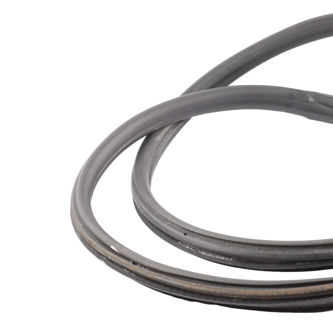 Front Door Seal Gasket Rubber Outer Right O/S 98753707604 to Porsche Cayman 987 with Part number 98753707601 Porsche Cayman 987 Front Door Seal Gasket Rubber Outer Right O/S 98753707604 - SKU 98753707601 - Part number 98753707601