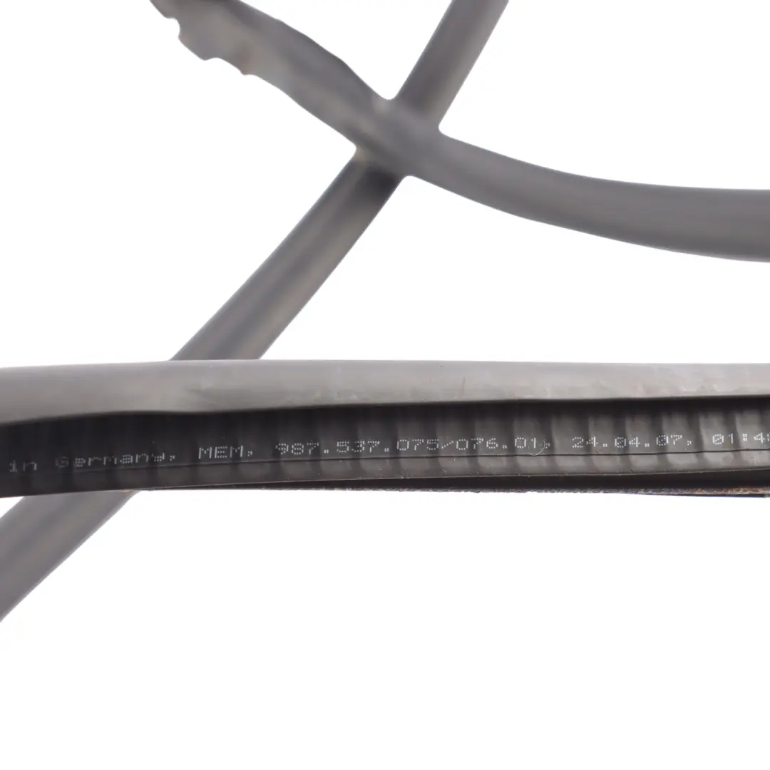 Porsche Cayman 987 Uszczelka Drzwi Zewnętrzna Prawy Przód 98753707604 - SKU 98753707601 - Numer Części 98753707601