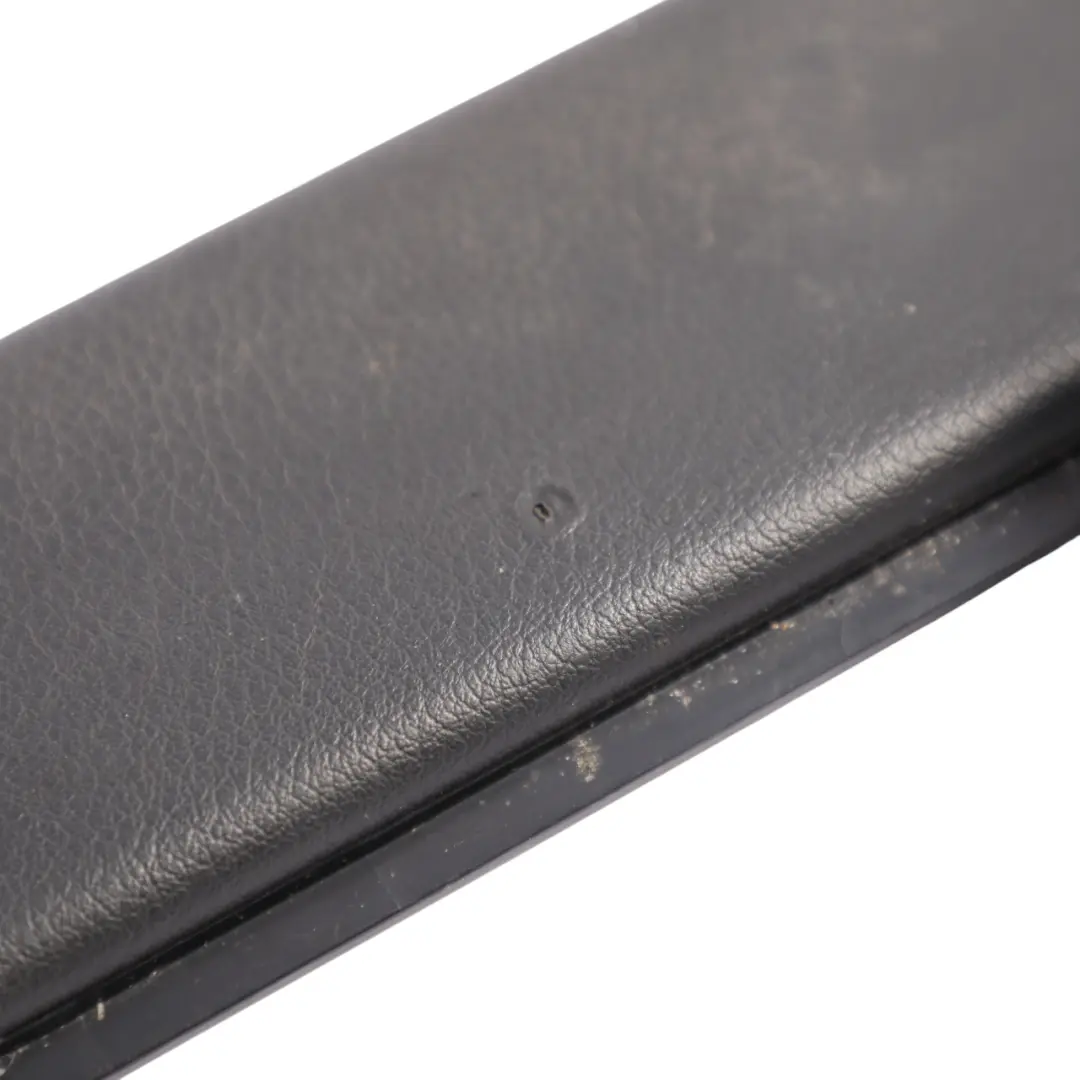 Porsche Cayman 987 Accoudoir De Porte Avant Droit Noir 98755522101 - SKU 98755522201 - Numéro de pièce 98755522201