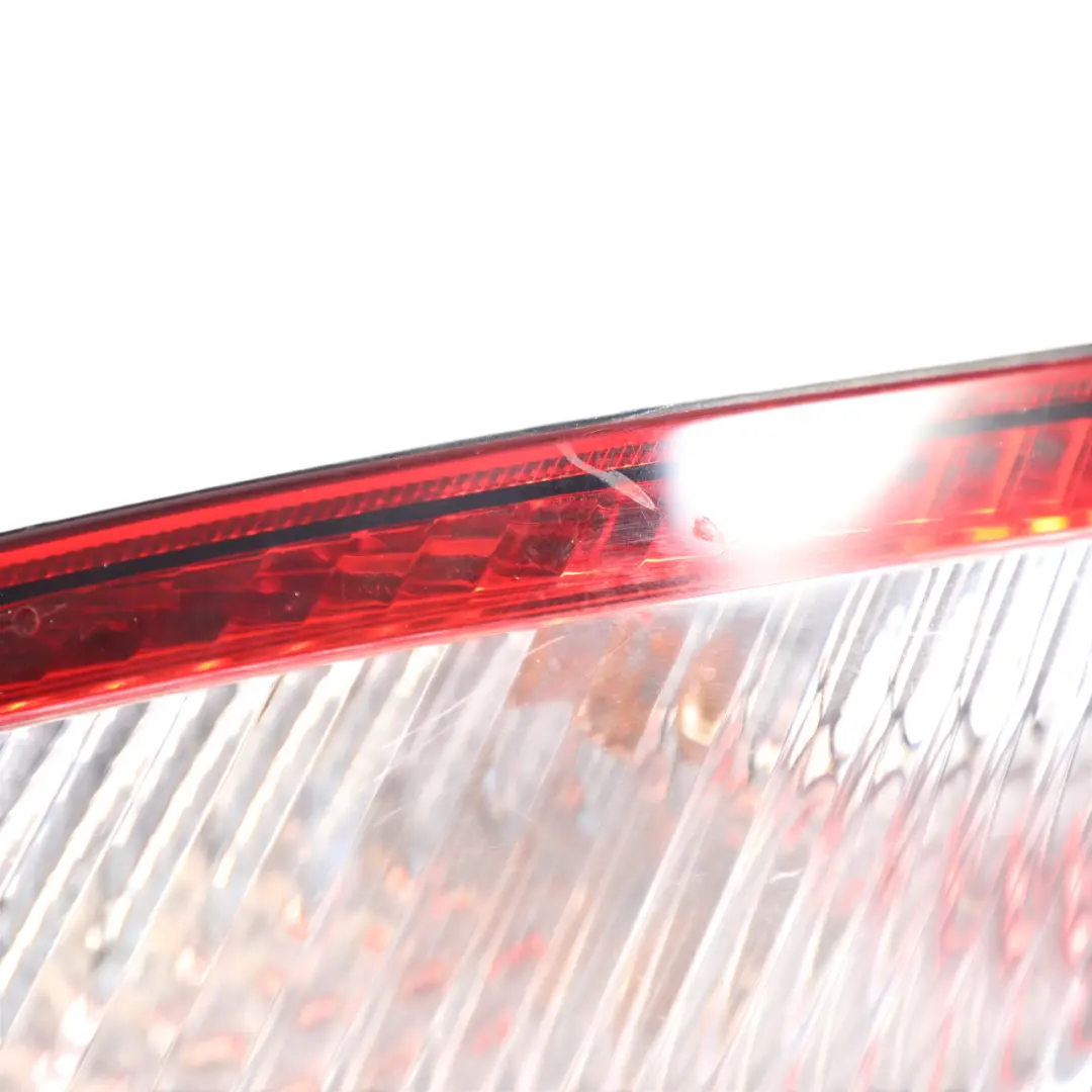 Luz Trasera Derecha para Porsche Cayman 987 con número de pieza 98763142403 Porsche Cayman 987 Luz Trasera Derecha - SKU 98763142403 - Número de pieza 98763142403