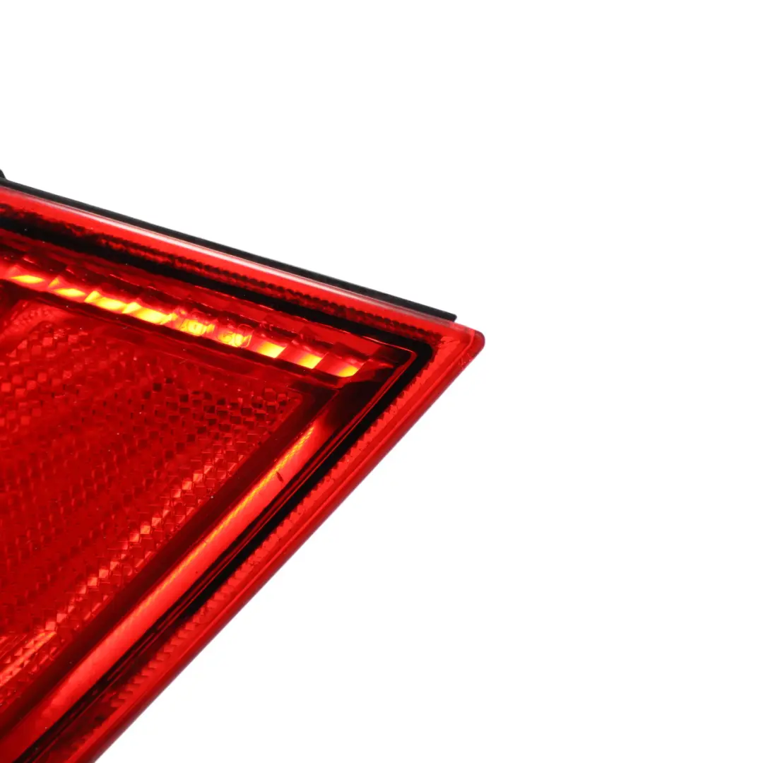 987C Lampa Tylna Prawa Prawy Tył do Porsche Cayman o numerze 98763142403 Porsche Cayman 987C Lampa Tylna Prawa Prawy Tył - SKU 98763142403 - Numer Części 98763142403