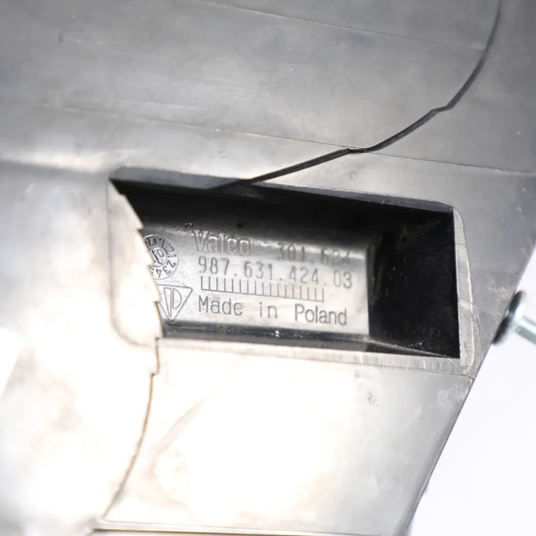 Luz Trasera Derecha para Porsche Cayman 987 con número de pieza 98763142403 Porsche Cayman 987 Luz Trasera Derecha - SKU 98763142403 - Número de pieza 98763142403