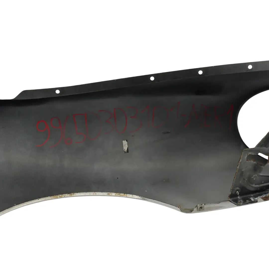 Panel Lateral Delantero Izquierdo Guardabarros Meridian 6A7 para Porsche Boxster 986 con número de pieza 99650303101 Porsche Boxster 986 Panel Lateral Delantero Izquierdo Guardabarros Meridian 6A7 - SKU 99650303101-MER1 - Número de pieza 99650303101