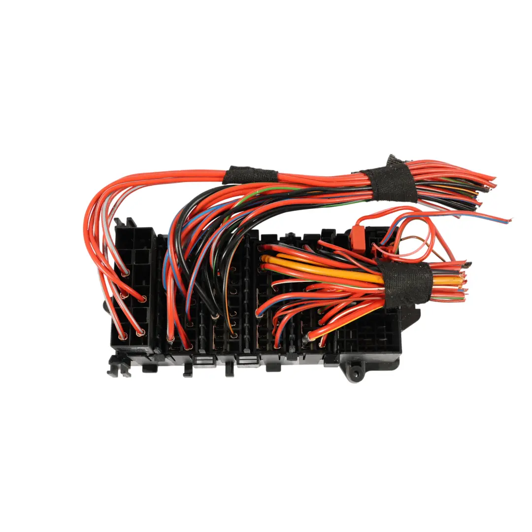 Porsche Cayman 987C Caja Fusibles Control Distribución Eléctrica - SKU 99761034000 - Número de pieza 99761034000