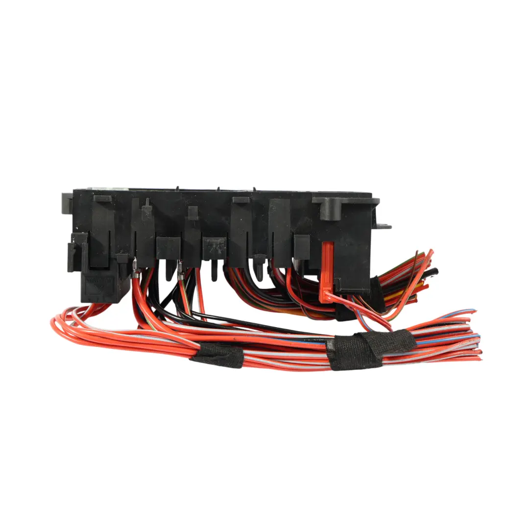 987C Boîte Fusibles Unité Commande Distribution pour Porsche Cayman à propos du numéro de pièce 99761034000 Porsche Cayman 987C Boîte Fusibles Unité Commande Distribution - SKU 99761034000 - Numéro de pièce 99761034000