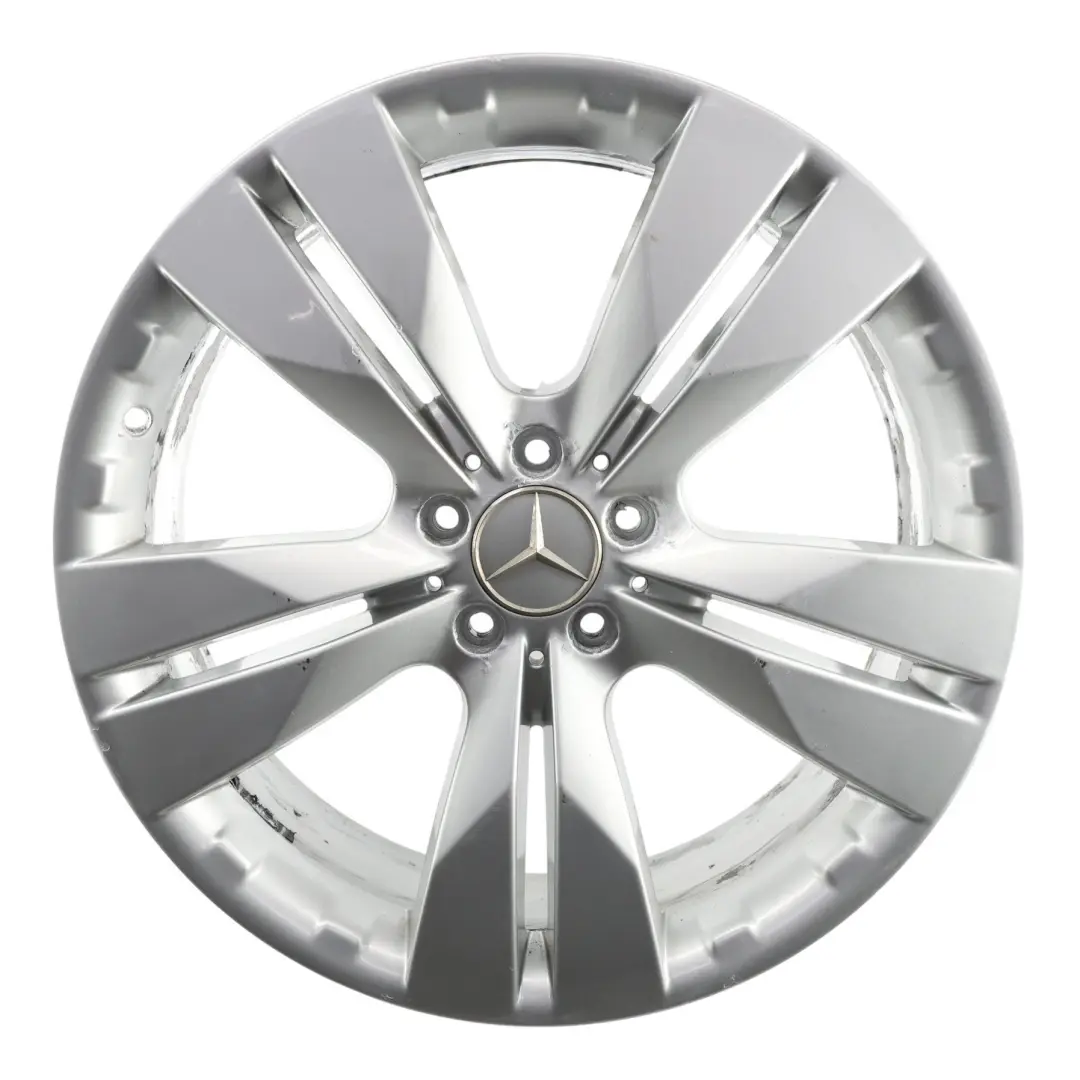 Jante Alliage 5 Branches Doubles 20" 8,5J ET:55 pour Mercedes W164 à propos du numéro de pièce A1644014902 Mercedes W164 Jante Alliage 5 Branches Doubles 20" 8,5J ET:55 - SKU A1644014902-1 - Numéro de pièce A1644014902