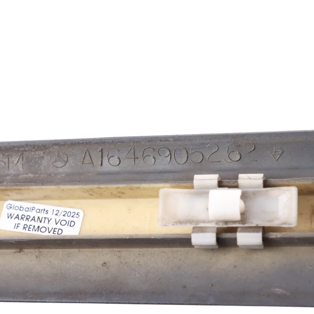 Door Moulding Front Right O/S Strip A1646905262 to Mercedes ML W164 with Part number A1646905262-MTB Mercedes ML W164 Door Moulding Front Right O/S Strip A1646905262 - SKU A1646905262-MTB - Part number A1646905262-MTB
