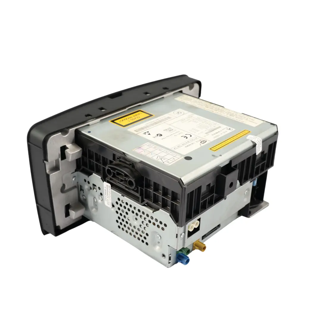 Autoradio Avec GPS CD Audio pour Mercedes ML W164 à propos du numéro de pièce A1649063500 Mercedes ML W164 Autoradio Avec GPS CD Audio - SKU A1649063500 - Numéro de pièce A1649063500