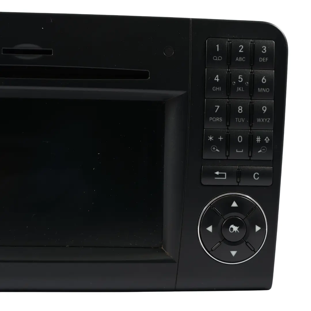 Mercedes ML W164 Unidad Central Sat Nav GPS CD Audio Radio - SKU A1649063500 - Número de pieza A1649063500