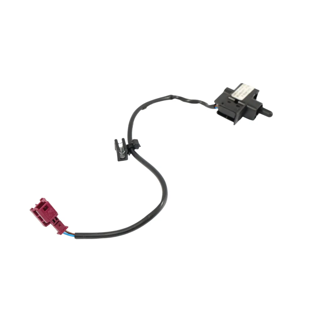 Mercedes R172 R231 Przełącznik Krańcowy Oświetlenia Schowka - SKU A1728207910-1 - Numer Części A1728207910