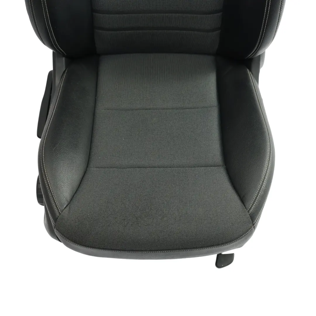 Mercedes W176 Fotel Przedni Prawy Przód Pół Skóra Czarny - SKU A1769108601-3 - Numer Części A1769108601