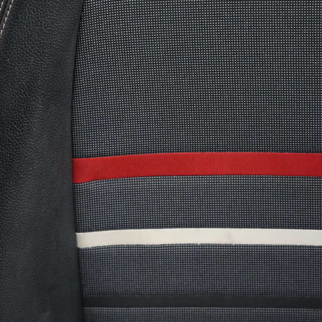 Sedile Anteriore Destro Interno Mezza Pelle Nero per Mercedes W176 con numero di parte A1769108601 Mercedes W176 Sedile Anteriore Destro Interno Mezza Pelle Nero - SKU A1769108601-3 - Numero di parte A1769108601