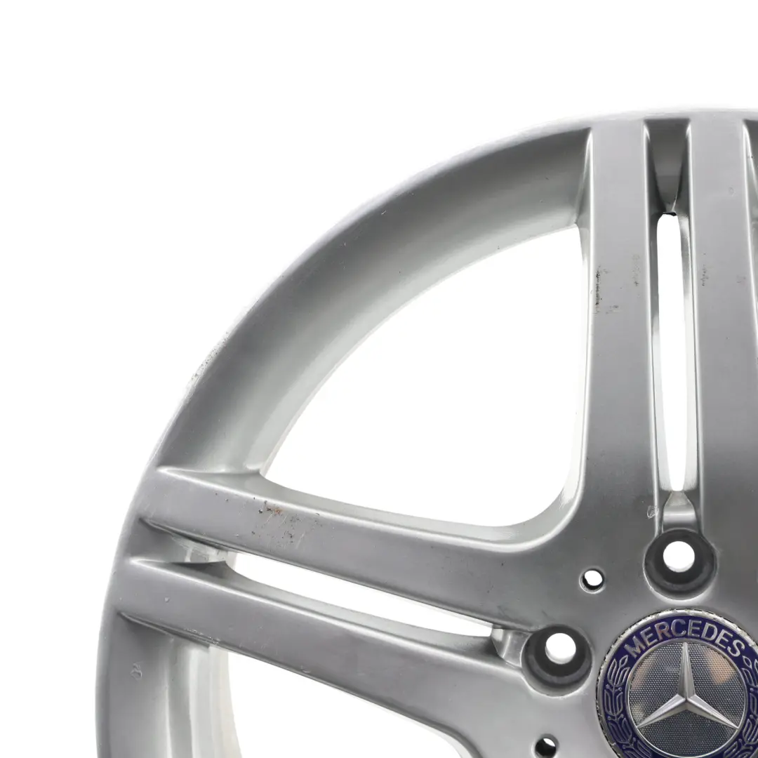 Mercedes W203 Argent 5-Double Rayon 18" ET:30 8,5J - SKU A2034015602-1 - Numéro de pièce A2034015602