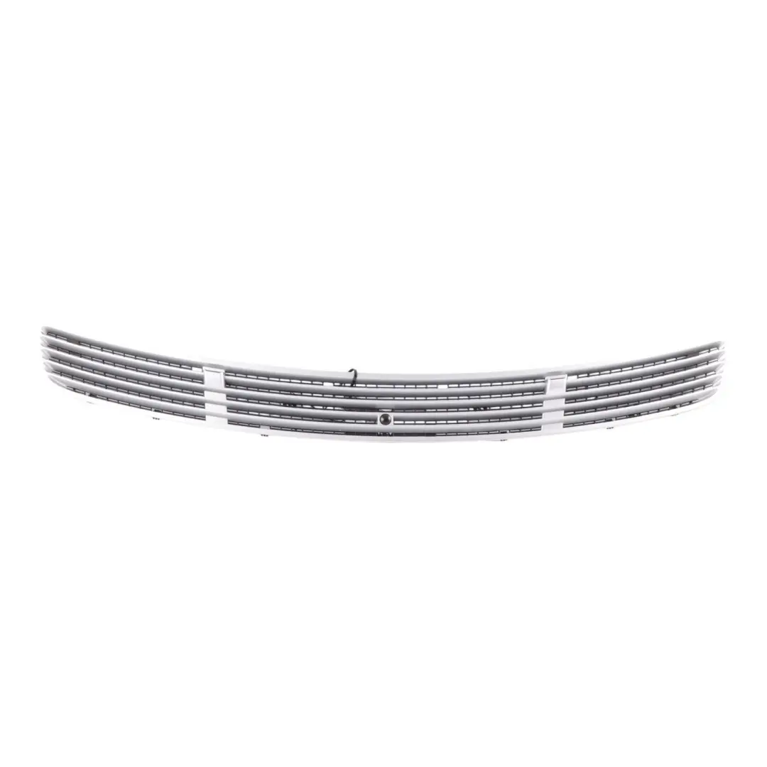 Coperchio anteriore Griglia Iridium Silver - 775 per Mercedes W203 W209 con numero di parte A2038801905 Mercedes W203 W209 Coperchio anteriore Griglia Iridium Silver - 775 - SKU A2038801905-IRS - Numero di parte A2038801905